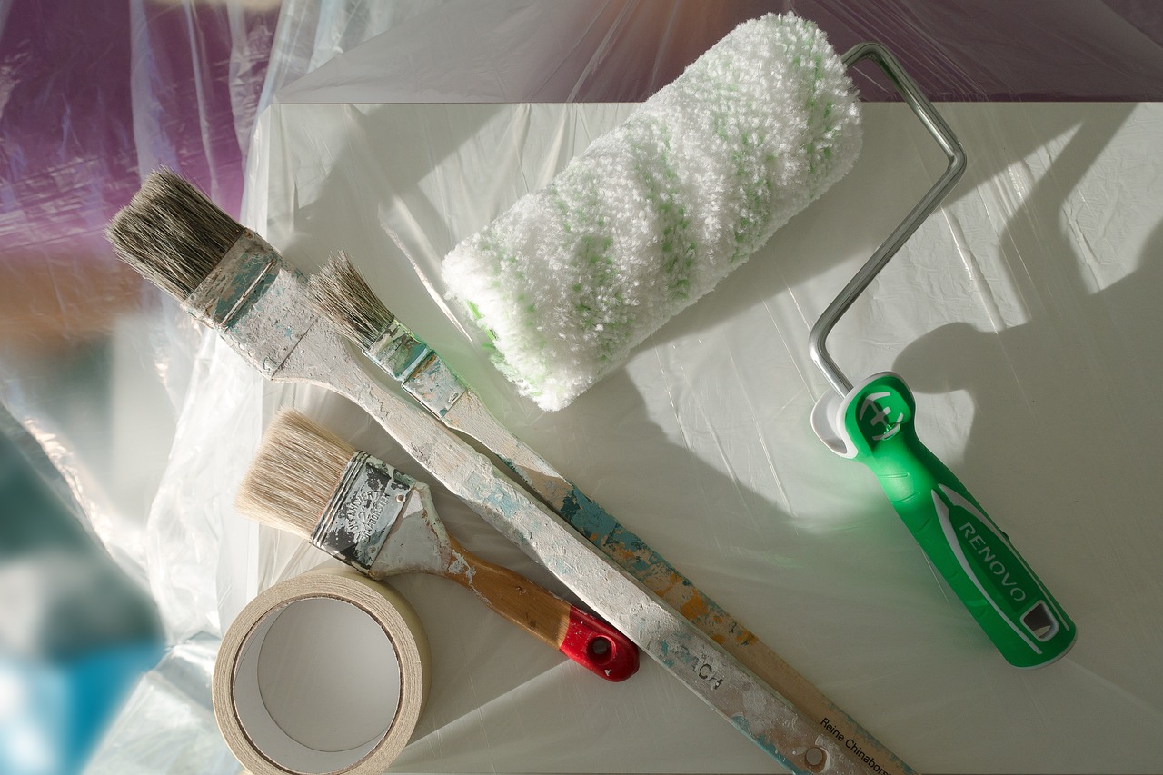 paint brush, roller, painter, painter's tape, renovation, painting work, renovate, cover, foil, protective film, painting, to brush, work, job, move, paint brush, painter, painter, painter, renovation, renovation, renovation, renovation, renovation